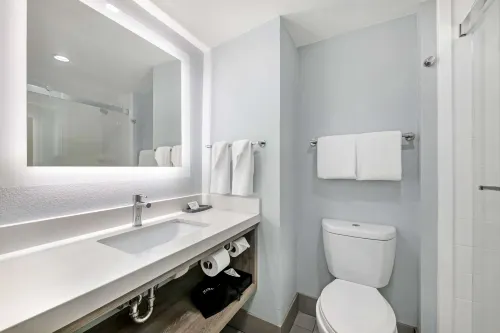 Best Western Oceanfront Zimmer Photos