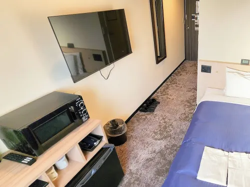 HOTEL LiVEMAX BUDGET Yokohama Tsurumi Zimmer Photos