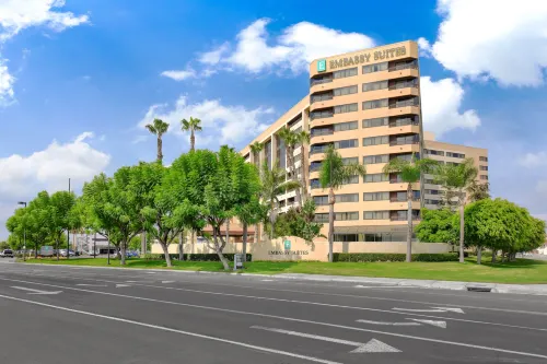 Embassy Suites by Hilton Anaheim Orange Extérieur Photos