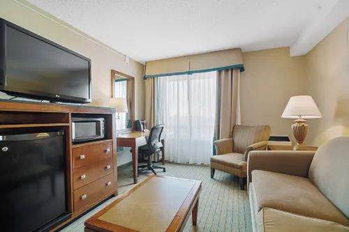 Sandman Hotel & Suites London Downtown Photos