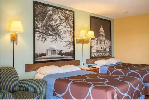 Super 8 by Wyndham Alexandria/Washington D.C. Area Zimmer Photos