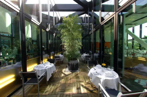 HYPERION Basel Restauration Photos