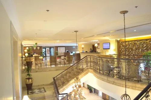 Sheraton Khalidiya Hotel Общественные зоны Photos