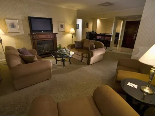 Crowne Plaza Edison Public Areas Photos