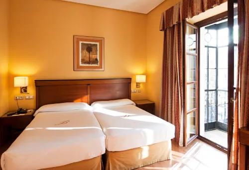 Hotel Bécquer Photos