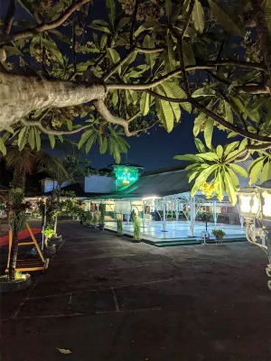 Hotel Dana Solo Area Publik Photos