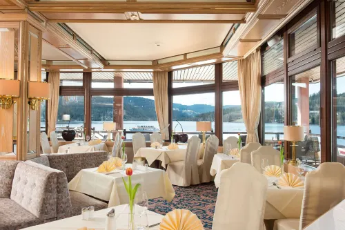 Maritim TitiseeHotel Titisee-Neustadt Restauration Photos