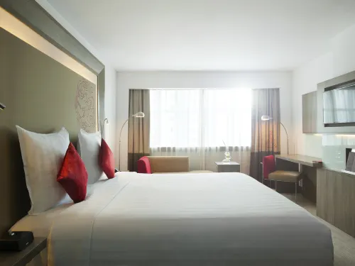 Novotel Jakarta Gajah Mada Kamar Photos