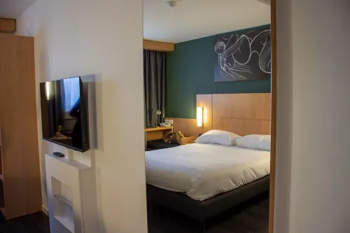 Hotel ibis De Panne Photos