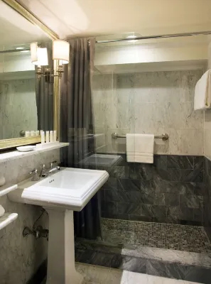 The Eliot Hotel Rooms Photos