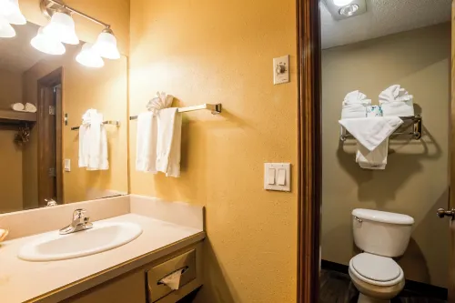 Ebb Tide Oceanfront Inn Rooms Photos