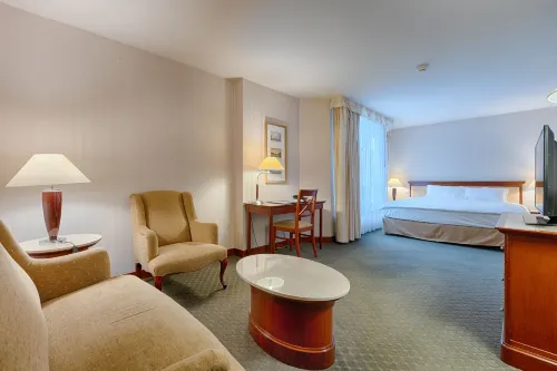 Evergreen Laurel Hotel Rooms Photos