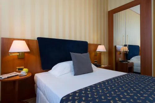 Hotel Parma & Congressi Camere Photos