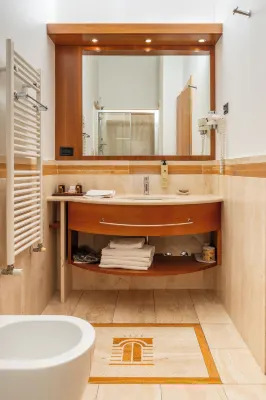 Hotel Royal Falcone Rooms Photos