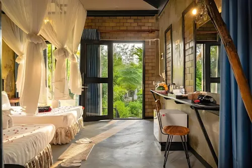 Koh Rong Hill Beach Resort Dining Photos
