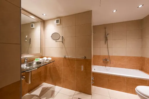 Best Western Plus Embassy Hotel Chambres Photos