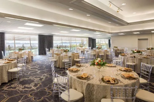 The Claremont Resort & Club Dining Photos