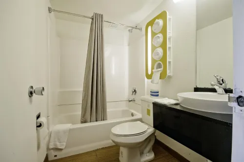 Motel 6 - Miami, FL – Miami International Airport Camere Photos