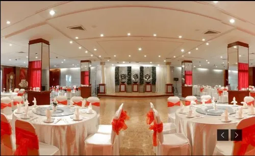 Hotel Istana Nelayan & Convention Makanan Photos