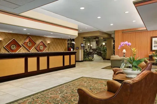 Embassy Suites by Hilton Raleigh Crabtree Da non perdere Photos