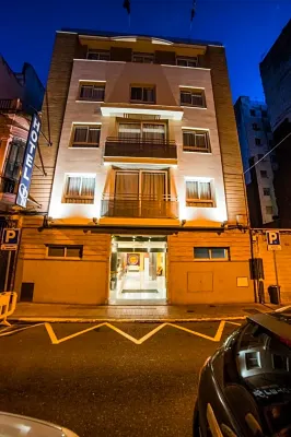 Hotel Serrano Exterior Photos