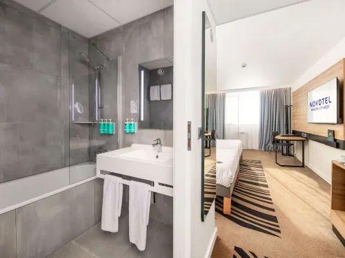 Novotel Krakow City West Photos