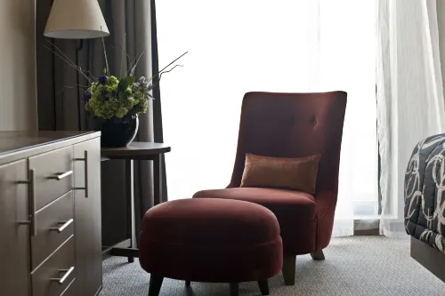 Clayton Hotel Chiswick Photos