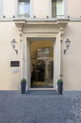 Trevi Palace Luxury Inn Außen Photos