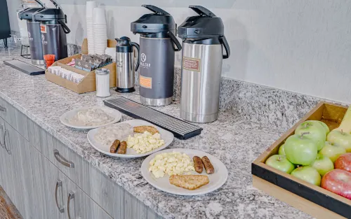 The Ashley Inn & Suites Dining Photos