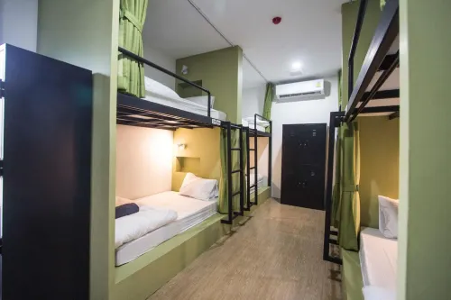All day hostel @ BTS Bang Chak Photos