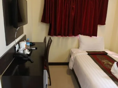 Hotel Yankin Photos