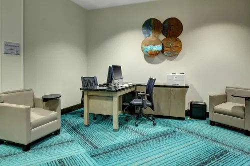 Hampton Inn & Suites Roanoke Downtown Business Facilities Photos