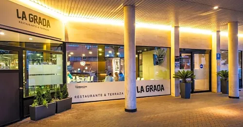 Tach Madrid Airport À proximité de l'hôtel Photos