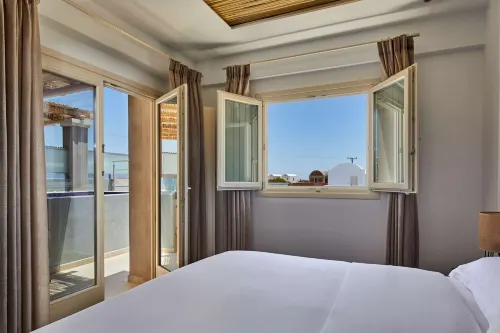 Sea Breeze Santorini Beach Resort, Curio Collection by Hilton À ne pas manquer Photos