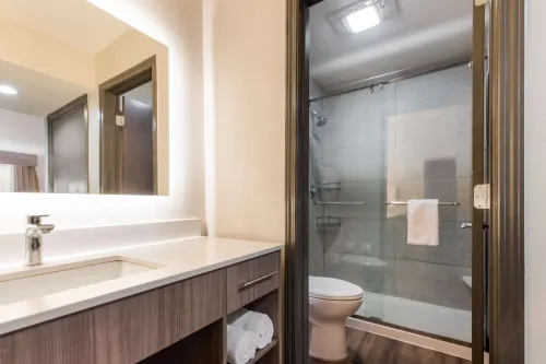 Best Western Fishkill Inn  Suites Rooms Photos