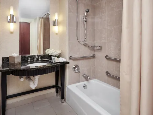 Hilton Baltimore Inner Harbor Kamar Photos