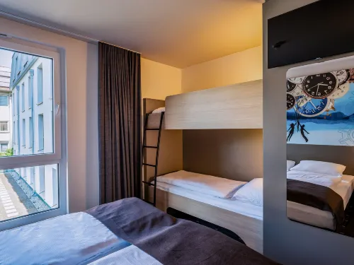 B&B Hotel Villingen-Schwenningen Zimmer Photos