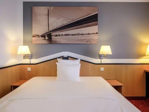 Mercure Hotel Duesseldorf Ratingen Photos