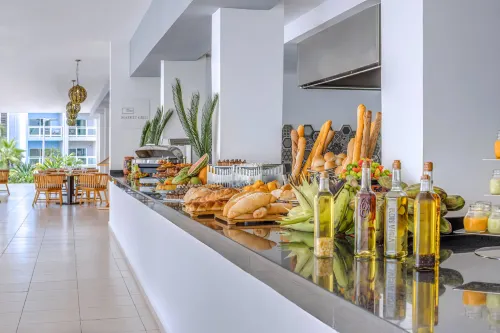 Sol Varadero Beach Dining Photos