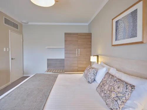 The Marina Hotel - Mindarie Photos