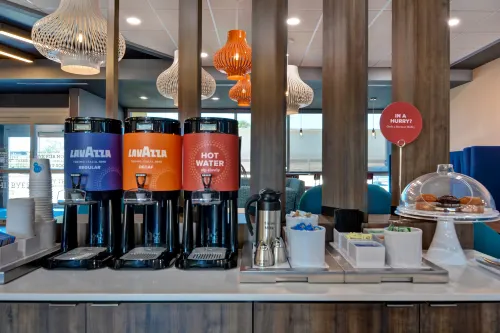 Tru by Hilton Fort Walton Beach Dining Photos