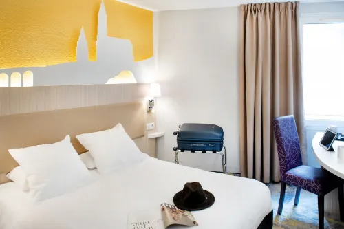 Hotel Saint Sauveur Photos