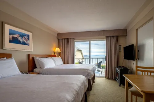 Sidney Waterfront Inn & Suites Photos