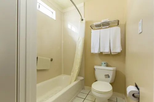 Beverly Inn Chambres Photos