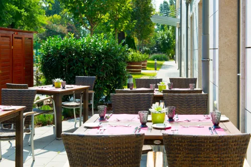 Achat Hotel Budapest Dining Photos