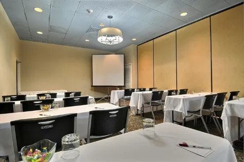 Travelodge by Wyndham Memphis Airport/Graceland Business Facilities Photos