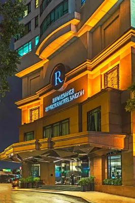 Khách sạn Renaissance Riverside Sài Gòn Ngoại thất Photos