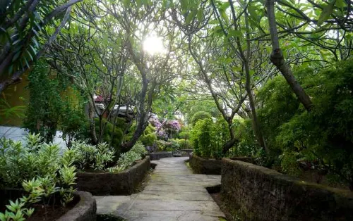 Berlian Beach Inn Kuta Dekat Hotel Photos