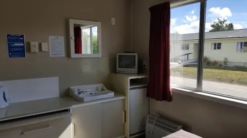 High Country Motel & Backpackers Photos