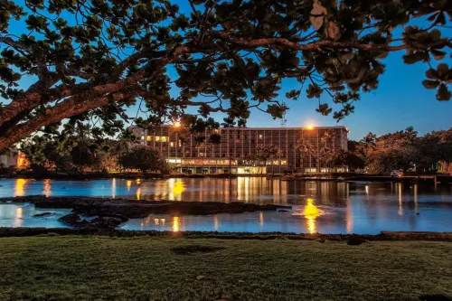 Hilo Hawaiian Hotel, Trademark Collection by Wyndham Ulkopuoli Photos